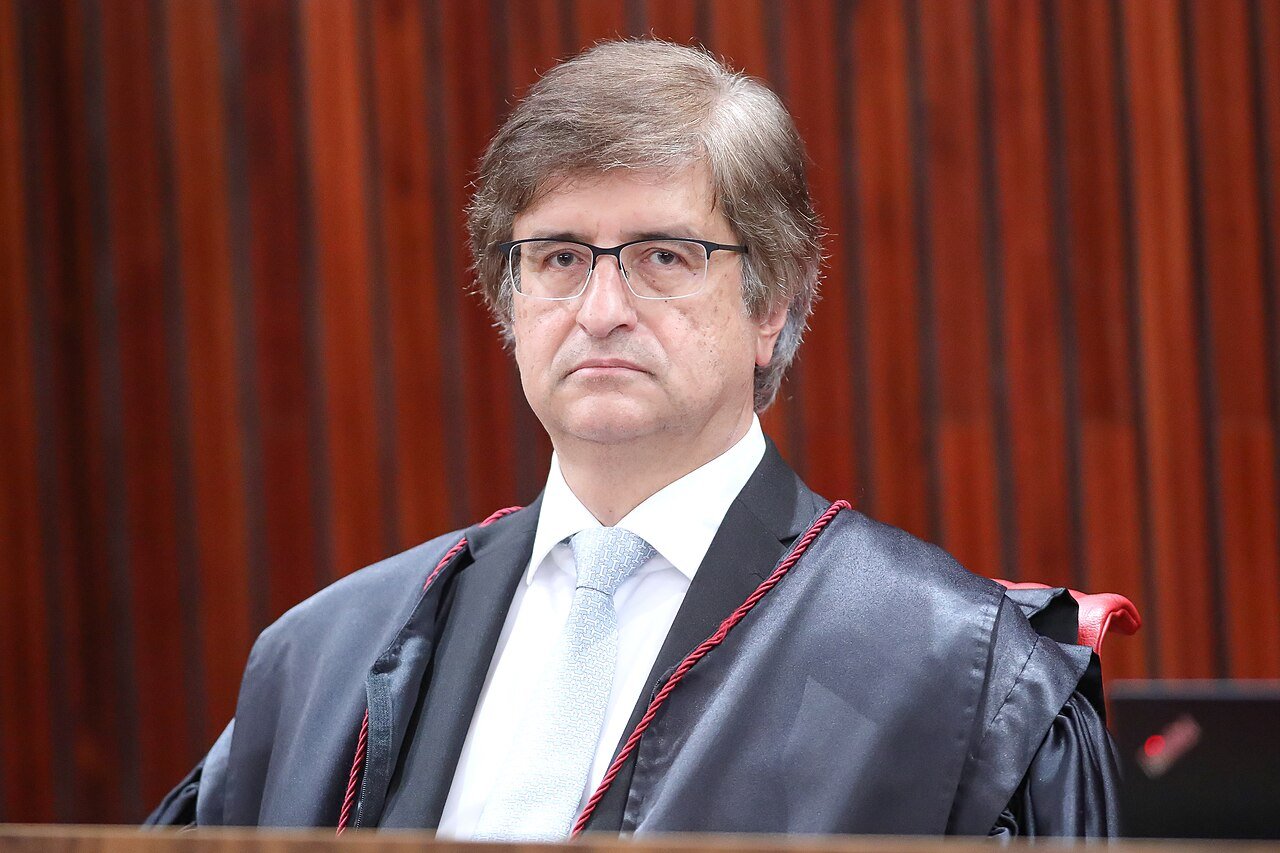 O procurador-geral da República, Paulo Gonet, em sessão plenária