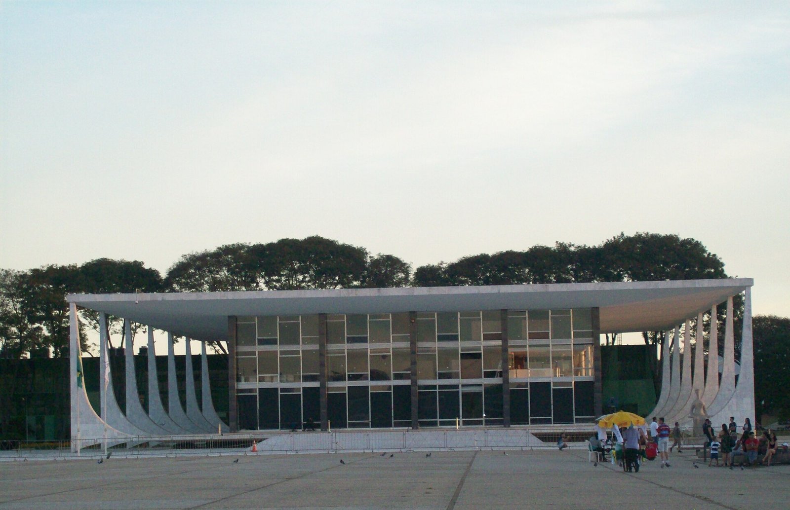 Fachada do edifício do Supremo Tribunal Federal, na Praça dos Três Poderes, em Brasília